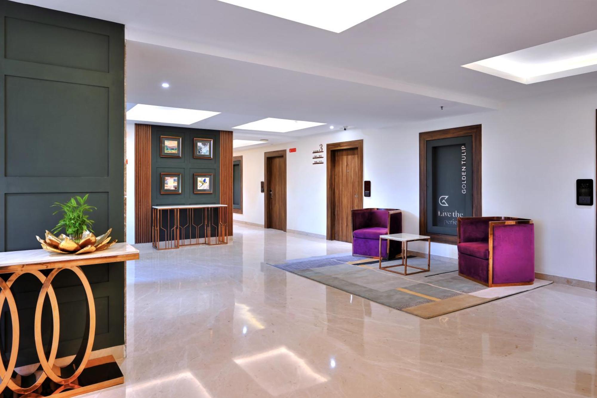 Golden Tulip Agra Hotel Agra  Exterior photo